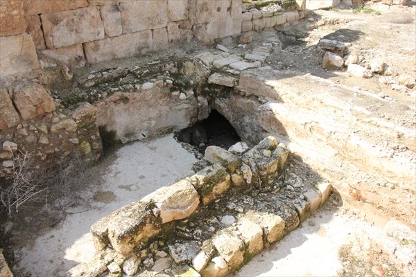 195-Вход в римские бани